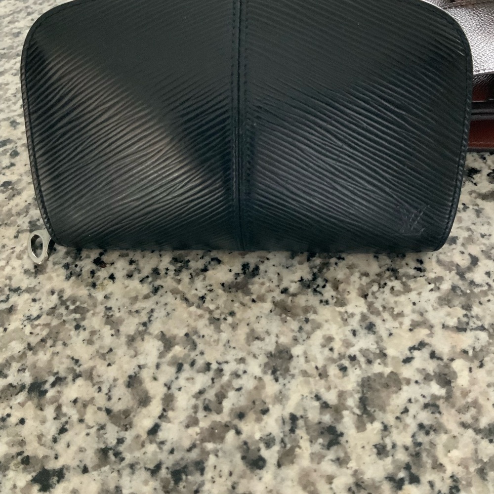 Louis Vuitton Vintage Black Epi Demi Lune Wallet